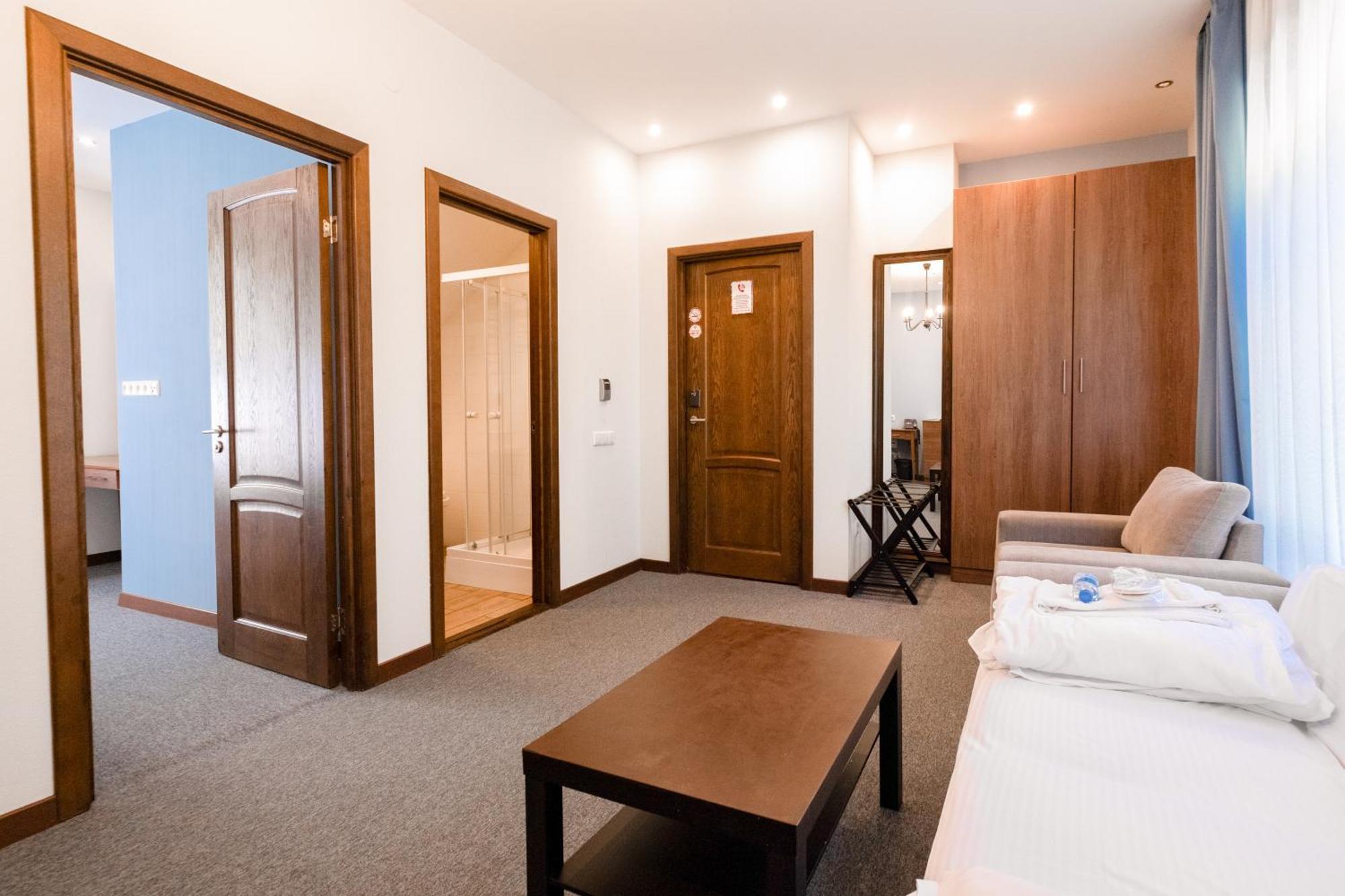 Oi-Qaragai Mountain Resort Besqaynar المظهر الخارجي الصورة