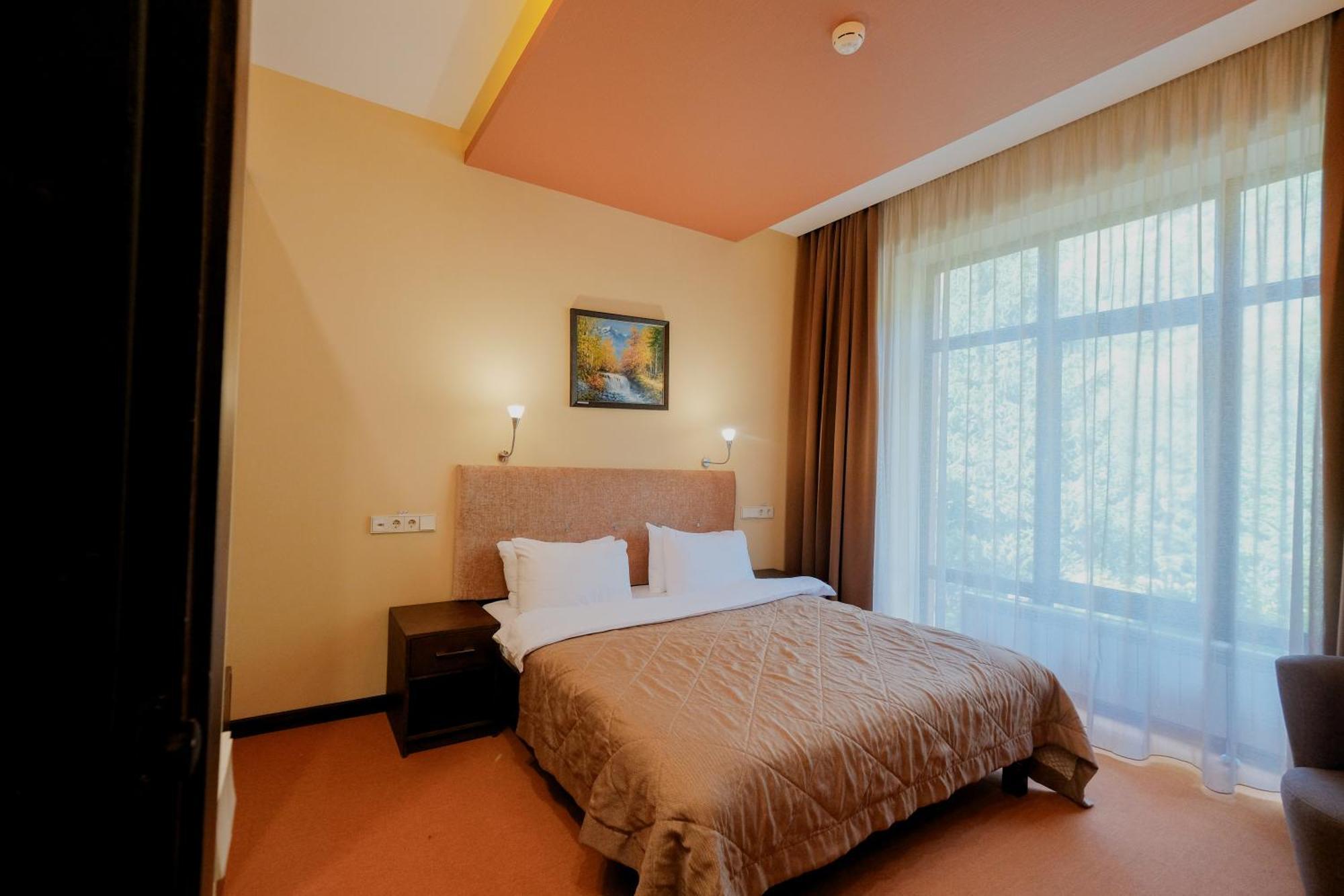 Oi-Qaragai Mountain Resort Besqaynar المظهر الخارجي الصورة