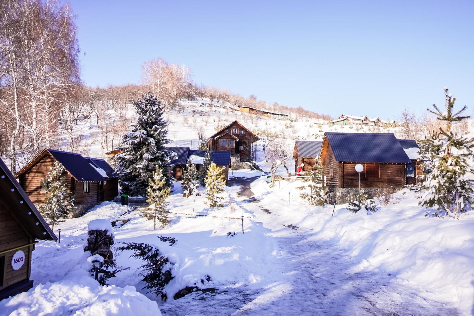 Oi-Qaragai Mountain Resort Besqaynar المظهر الخارجي الصورة
